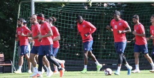 لاعبو الكويت