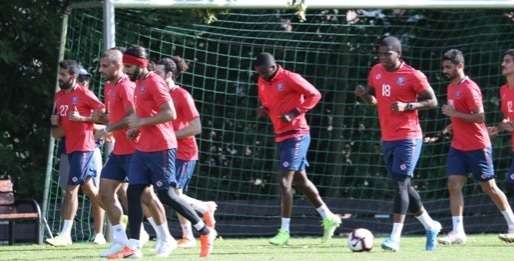 لاعبو الكويت