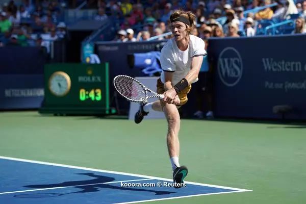 ?i=reuters%2f2019-08-15%2f2019-08-15t211541z_136229955_nocid_rtrmadp_3_tennis-western-and-southern-open_reuters