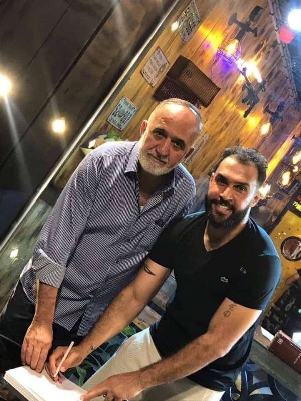 من توقيع العقد