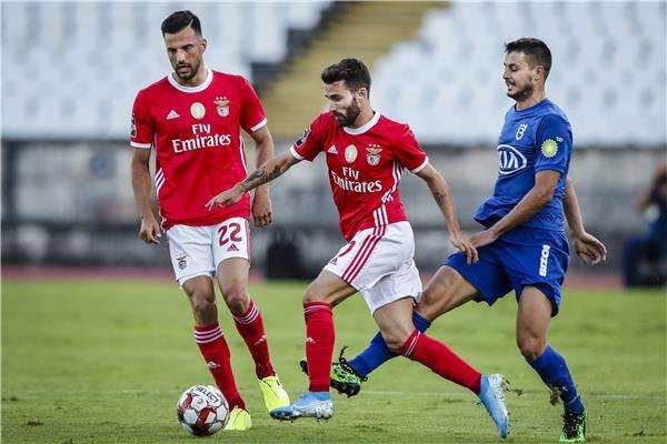 من مباراة بنفيكا وبيلينينسيش