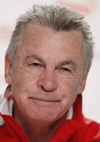 2010-06-23t113816z_01_mbh107_rtridsp_3_soccer-world_reuters