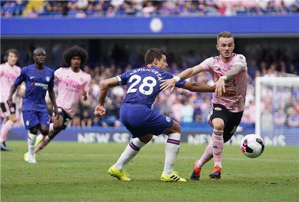 لاعب ليستر جيمس ماديسون