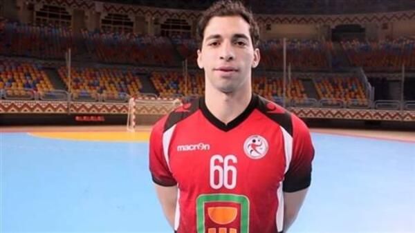 أحمد الأحمر