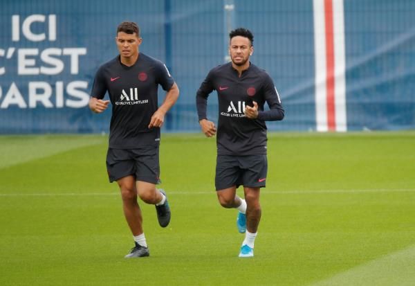 تياجو سيلفا ونيمار