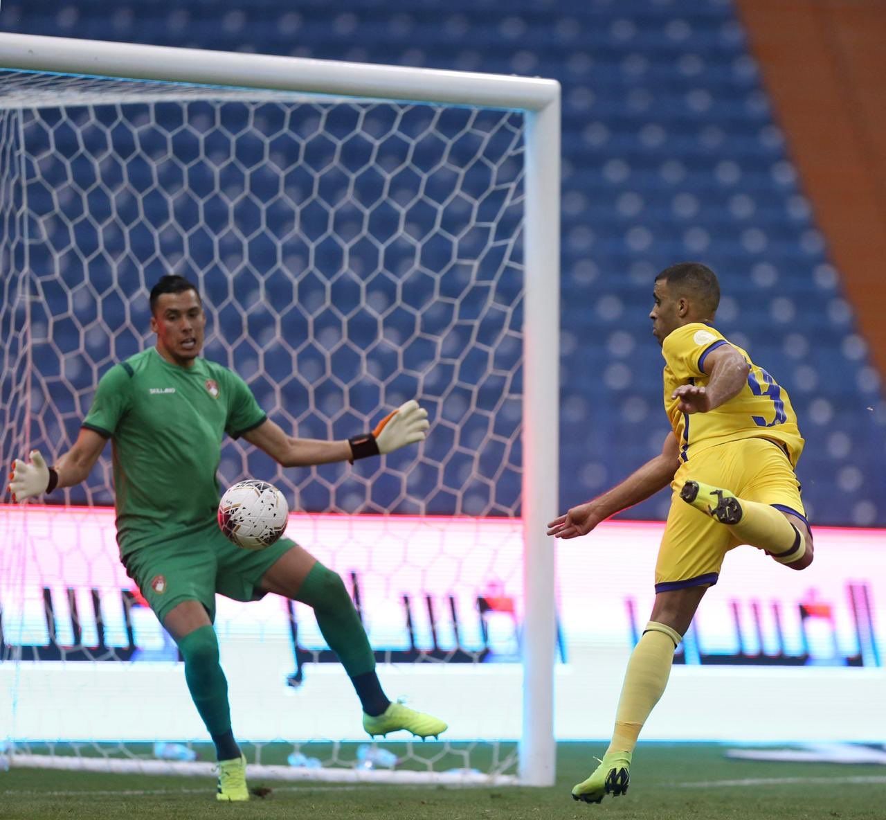 حمد الله لحظة تسجيل هدفه في شباك ضمك