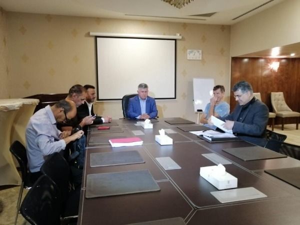 من اجتماع الاتحاد العراقي مع المدرب