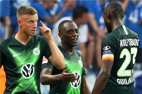 لاعبو فولفسبورج