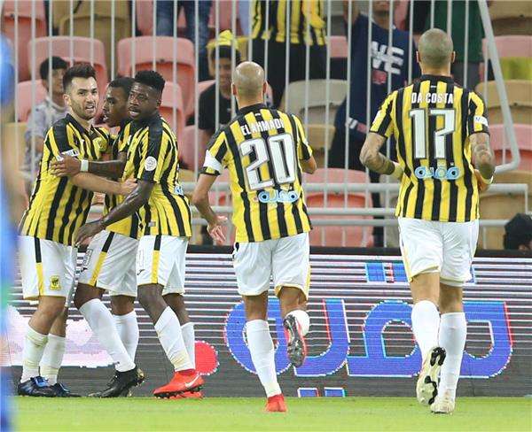 لاعبو اتحاد جدة