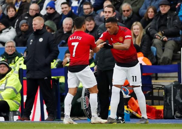 مارسيال وسانشيز