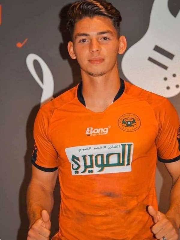 من تقديم اللاعب