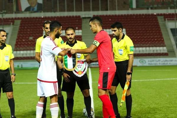 لقطة من لقاء فلسطين والإمارات