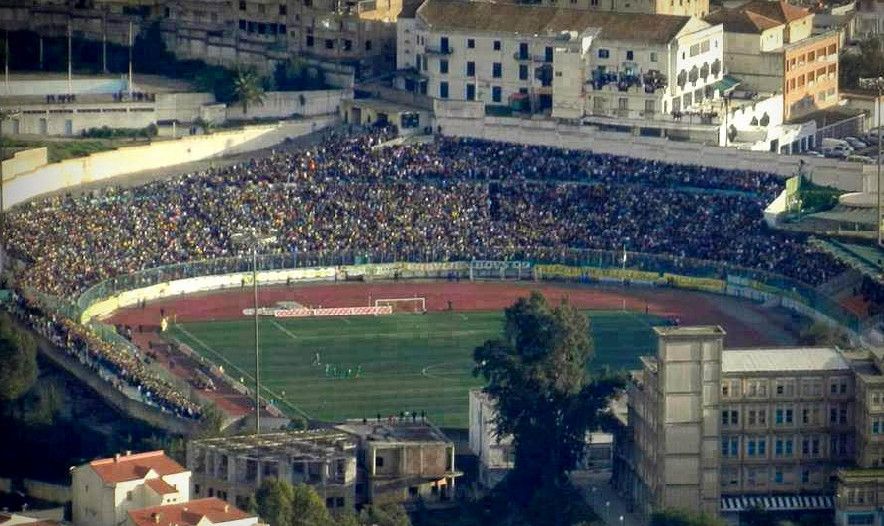 ملعب 1 نوفمبر