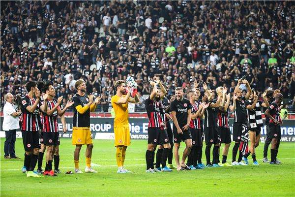 من لقاء آينتراخت فرانكفورت و ستراسبورج