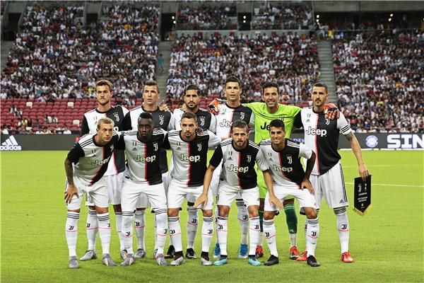 لاعبو يوفنتوس