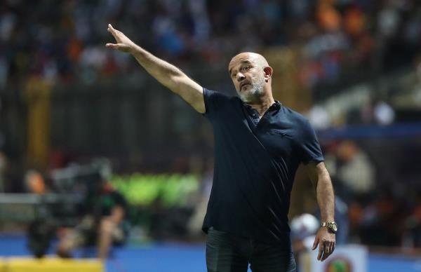 نيكولاس ديبويس