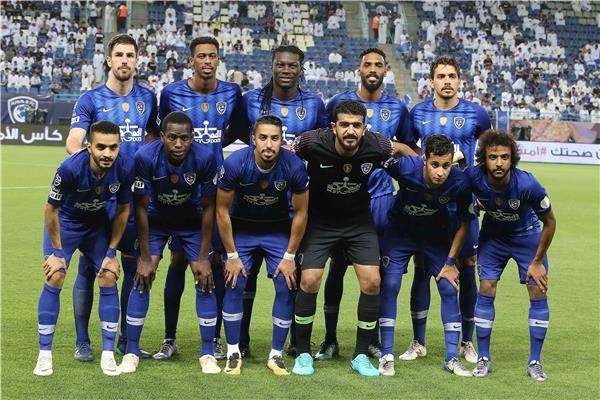 لاعبو الهلال