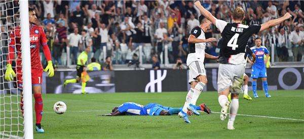 يوفنتوس ونابولي