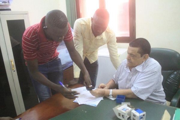 أثناء إنهاء التعاقد