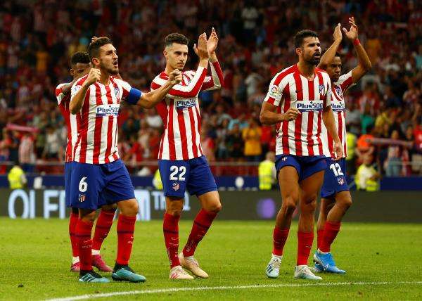 فرحة لاعبي أتلتيكو مدريد