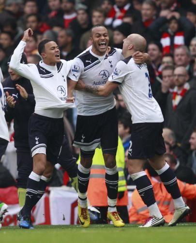 2010-11-20t154215z_01_edy11_rtridsp_3_soccer-england_reuters