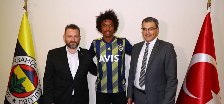 من تقديم اللاعب