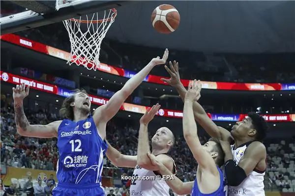 ?i=epa%2fbasketball%2f2019-09%2f2019-09-03-07814314_epa