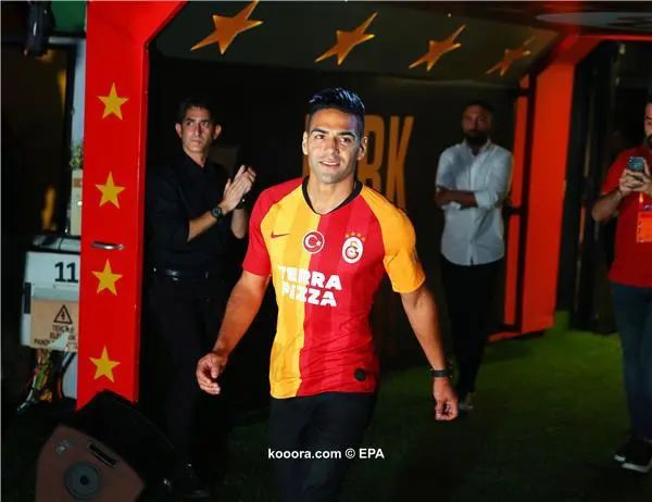 ?i=epa%2fsoccer%2f2019-09%2f2019-09-04%2f2019-09-04-07817674_epa