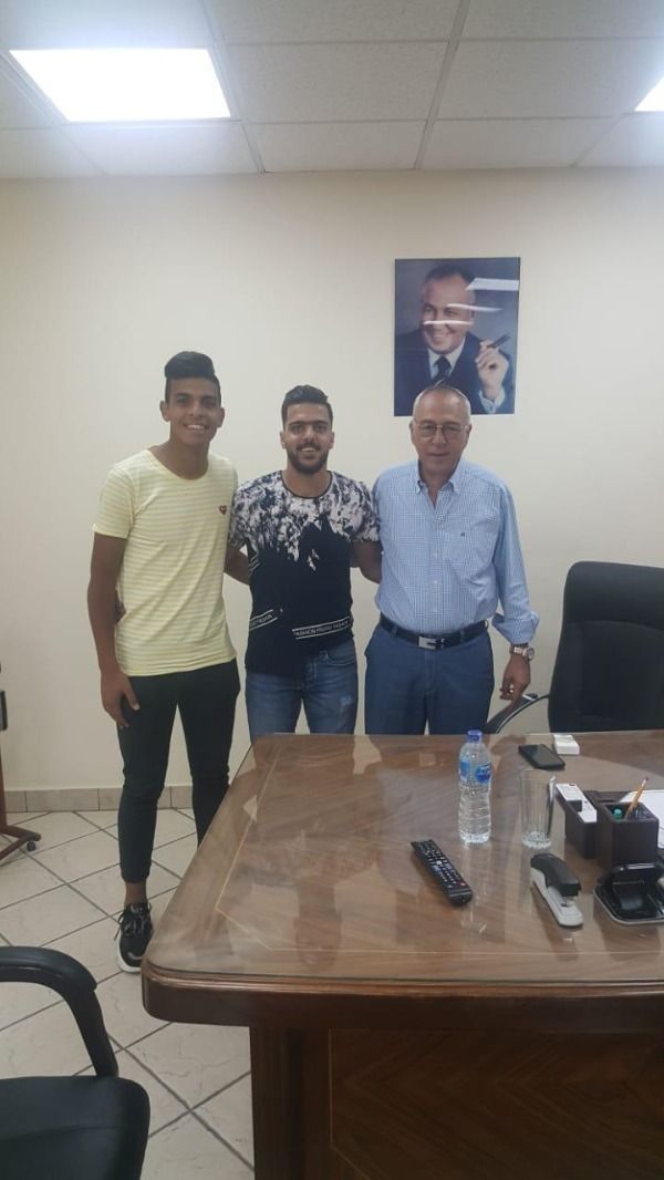 من تجديد العقود