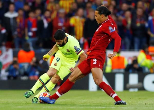 سواريز أمام ليفربول