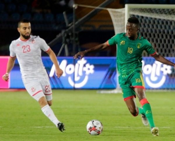 من لقاء  تونس وموريتانيا في كاس امم افريقيا بمصر 