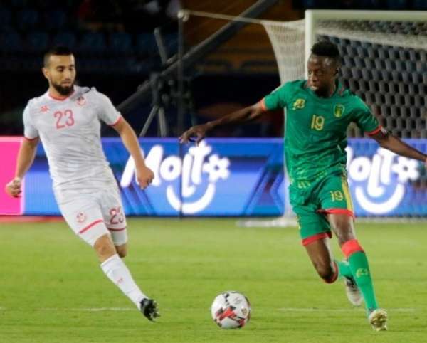 من لقاء  تونس وموريتانيا في كاس امم افريقيا بمصر 