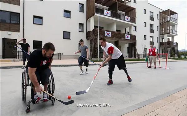 ?i=epa%2fhockey%2f2014-03%2f2014-03-06-04112219_epa