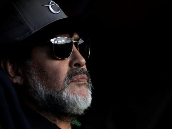 دييجو مارادونا