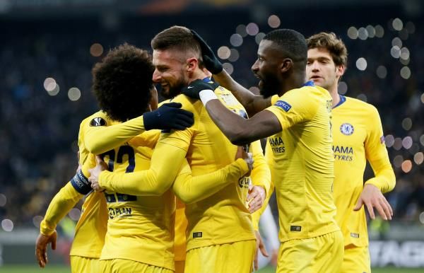 لاعبو تشيلسي