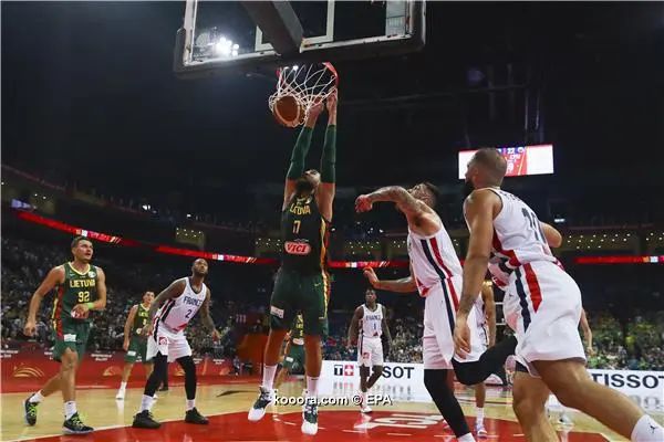 ?i=epa%2fbasketball%2f2019-09%2f2019-09-07-07825233_epa