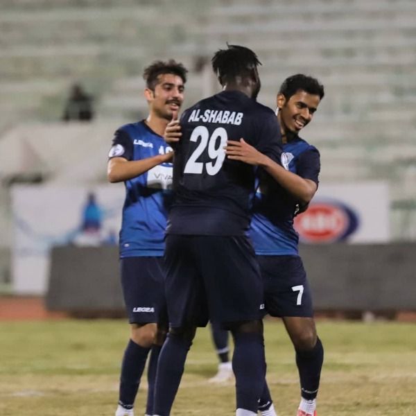 محمد زنيفر بقميص الشباب