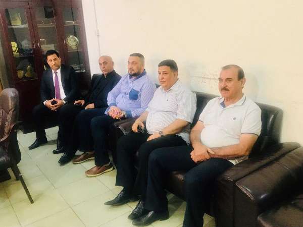 من الاجتماع