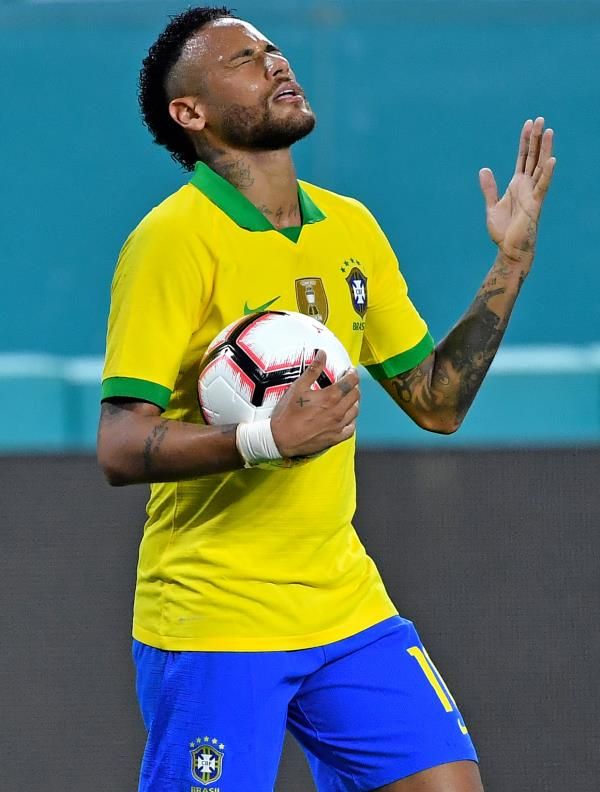 2019-09-07t025828z_286840509_nocid_rtrmadp_3_soccer-international-friendly-soccer-colombia-at-brazil_reuters