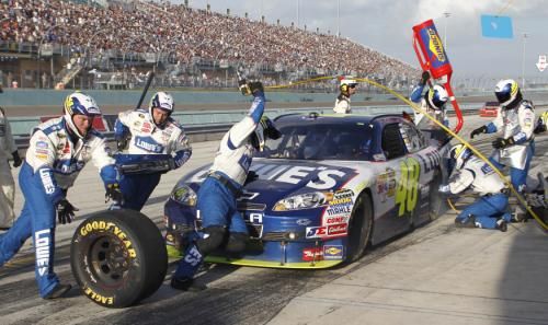 2010-11-21t231128z_01_mia21_rtridsp_3_nascar_reuters