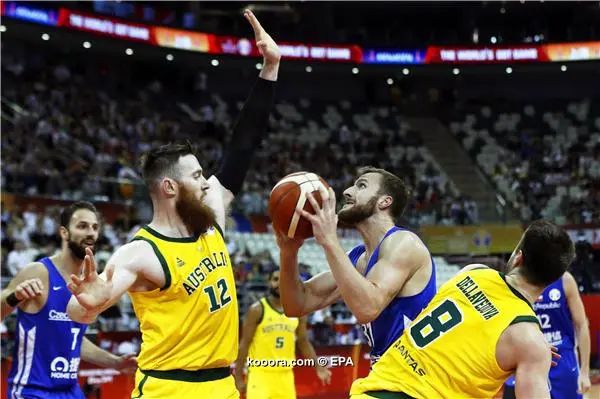 ?i=epa%2fbasketball%2f2019-09%2f2019-09-11-07835248_epa