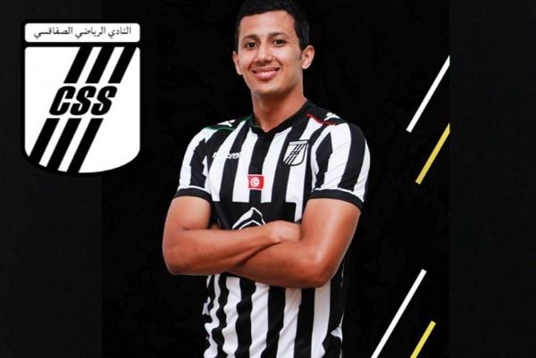 عمرو جمال بقميص الصفاقسي