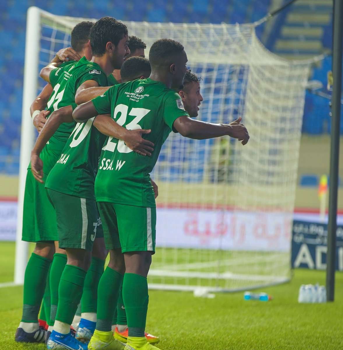 شباب الأهلي