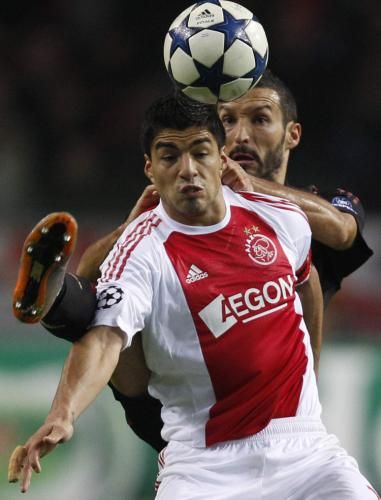 2010-09-28t210052z_01_jfl17_rtridsp_3_soccer-champions_reuters