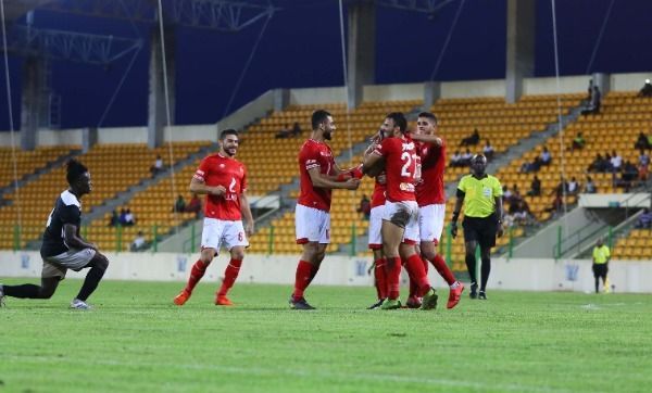 احتفال لاعبي الأهلي