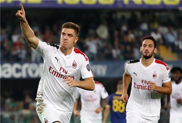 لاعبو ميلان