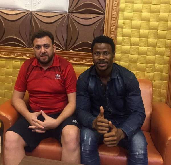 من تقديم اللاعب