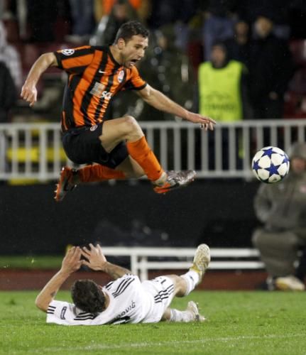 2010-11-23t213837z_01_bel115_rtridsp_3_soccer-champions_reuters