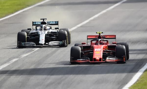 من أحد السباقات