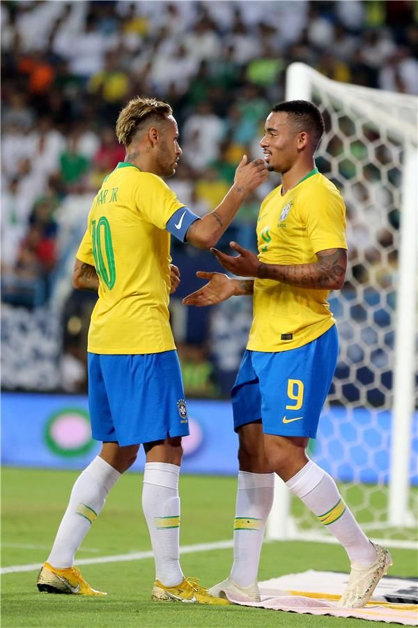 نيمار وجيسوس